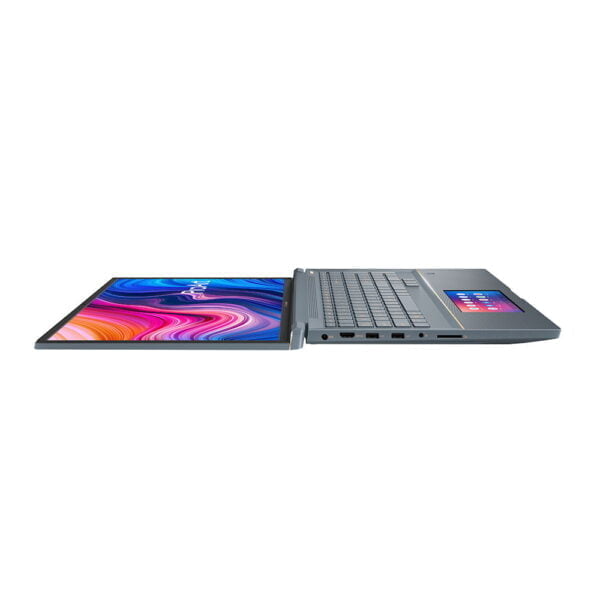 Asus ProArt StudioBook Pro X W730 Open Flat