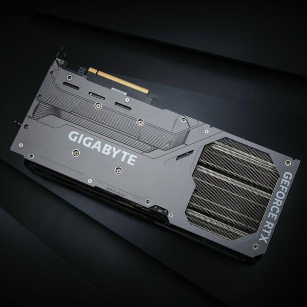 GIGABYTE GeForce RTX 4080 GAMING OC 16G Back 1